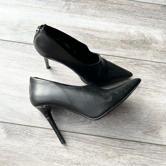 Burberry Black Buttery All Leather Heeled Booties Made in Italy - Picture 2 of 16